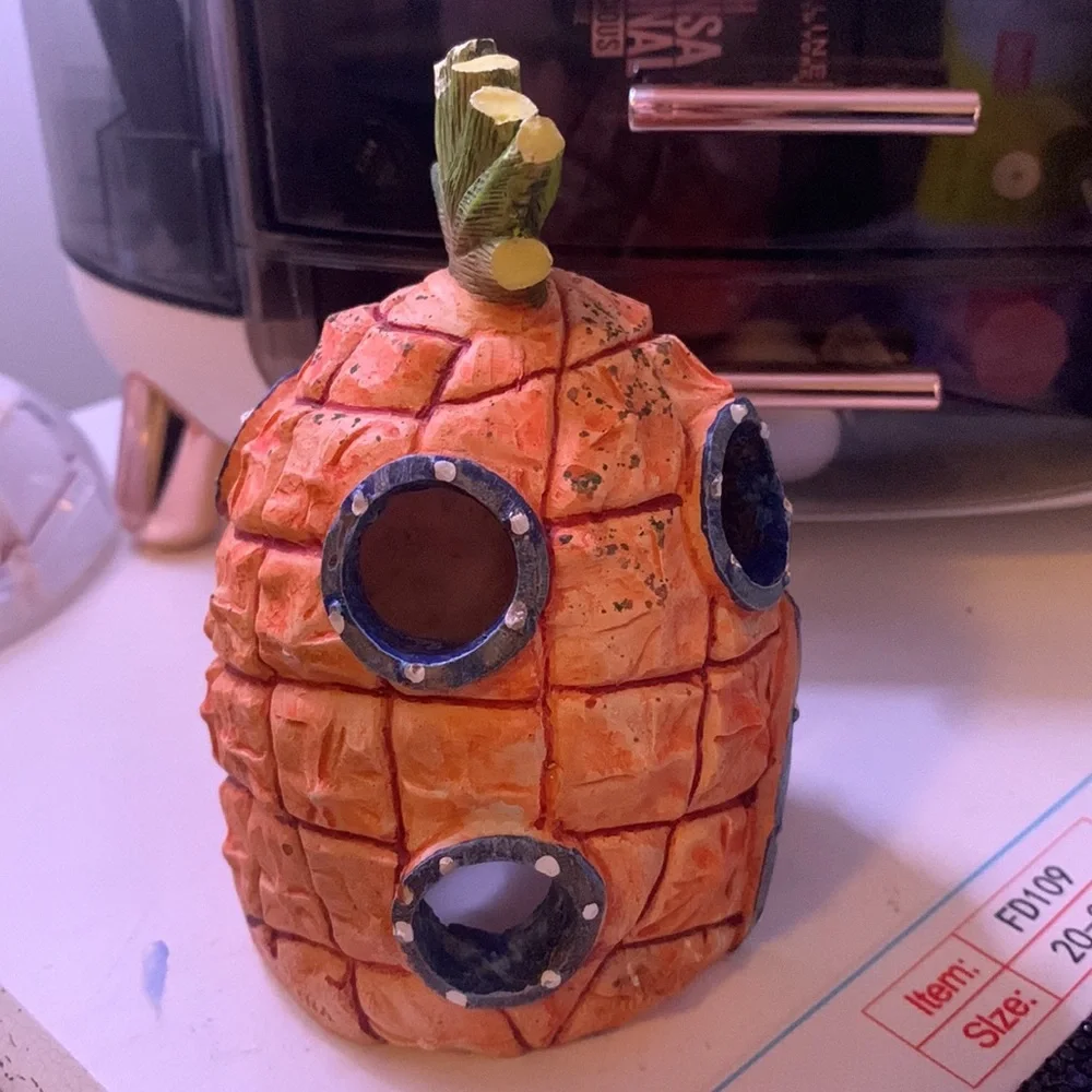 SpongeBob aquarium decor